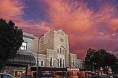Photo of Elsinore Theatre, High Street Southeast, Salem, OR, United States by Rolf McEwen