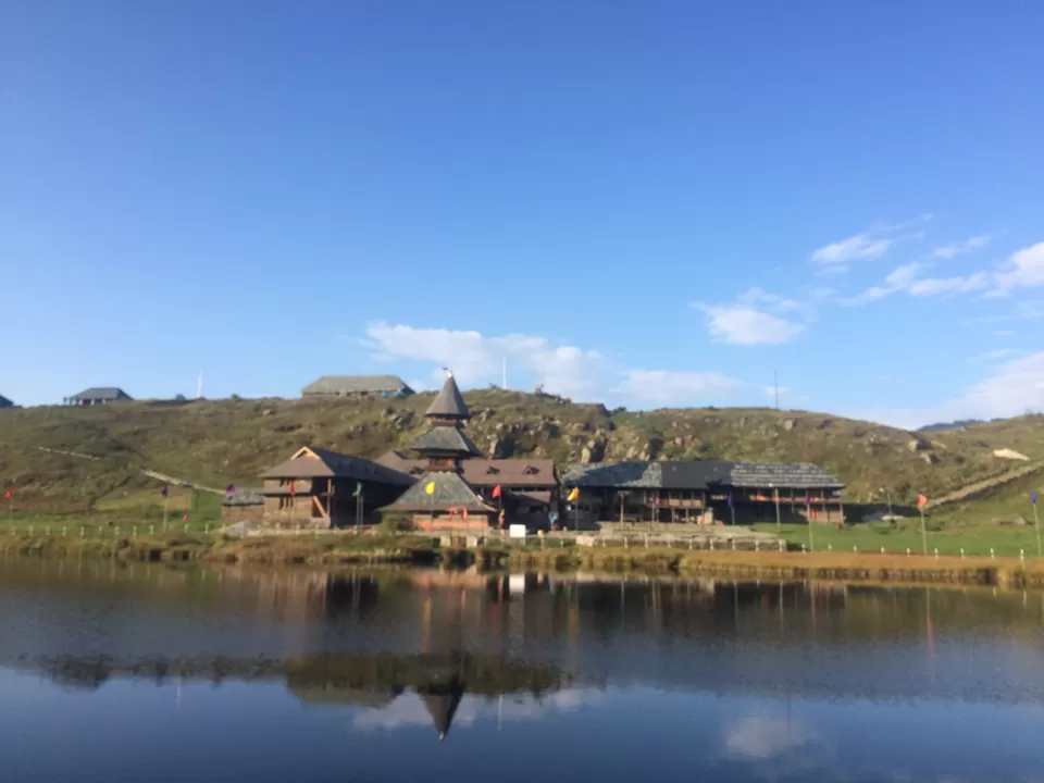Photo of Prashar Lake by themilemuncher (Rakshit Makkar)