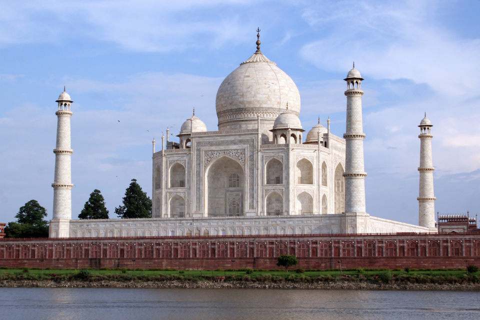 Photo of Agra Taj Mahal, Sewala Jat, Panchkuian, Rakabganj, Agra, Uttar Pradesh, India by Viral Paun