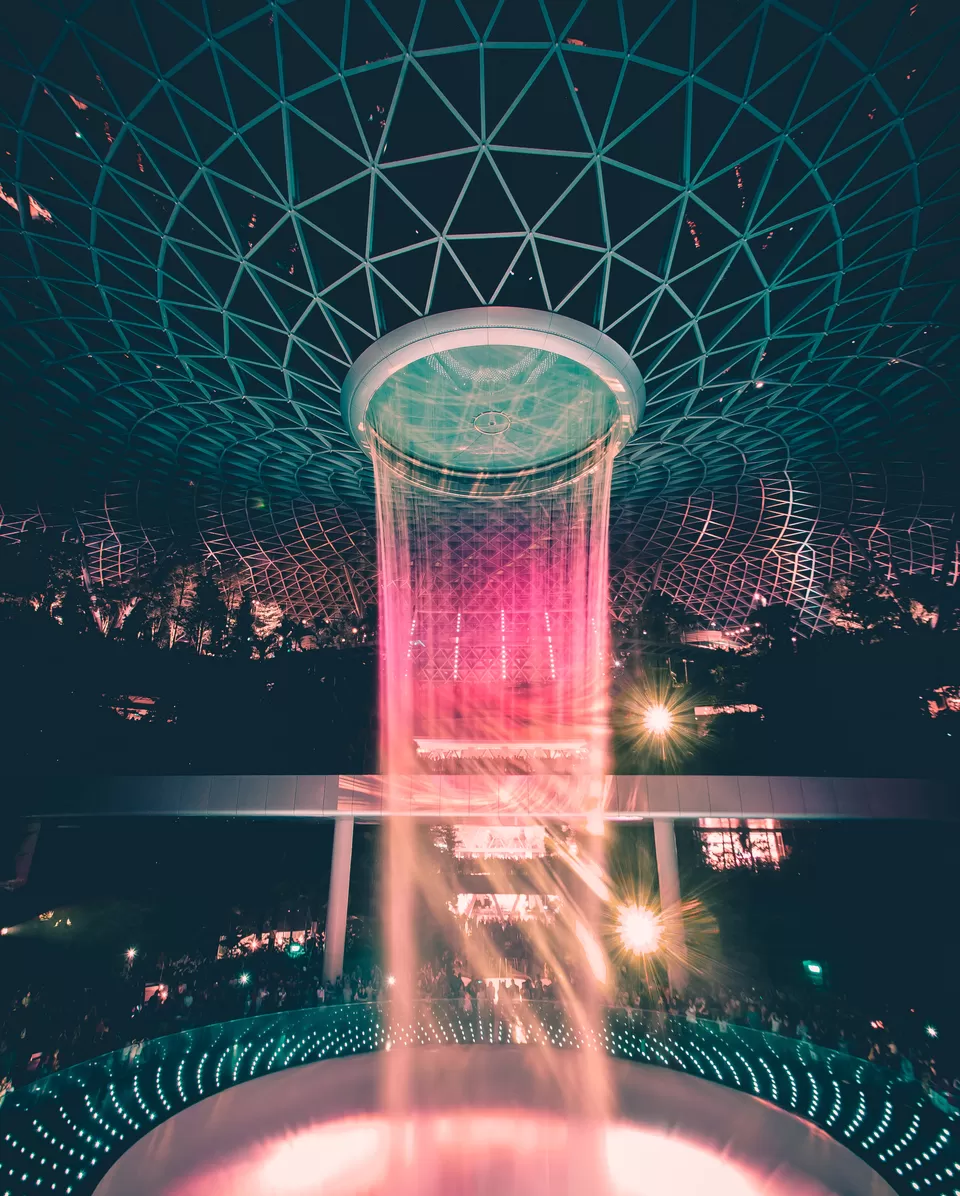 Photo of Airport Boulevard, Changi Airport Singapore (SIN), Singapore by Thatcameraboy