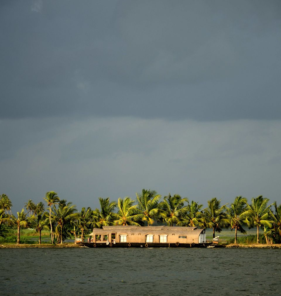 Photo of All aboard for a boat race at Alleppey, and a bird sanctuary at Kumarakom ! 9/15 by Raj Abhishek