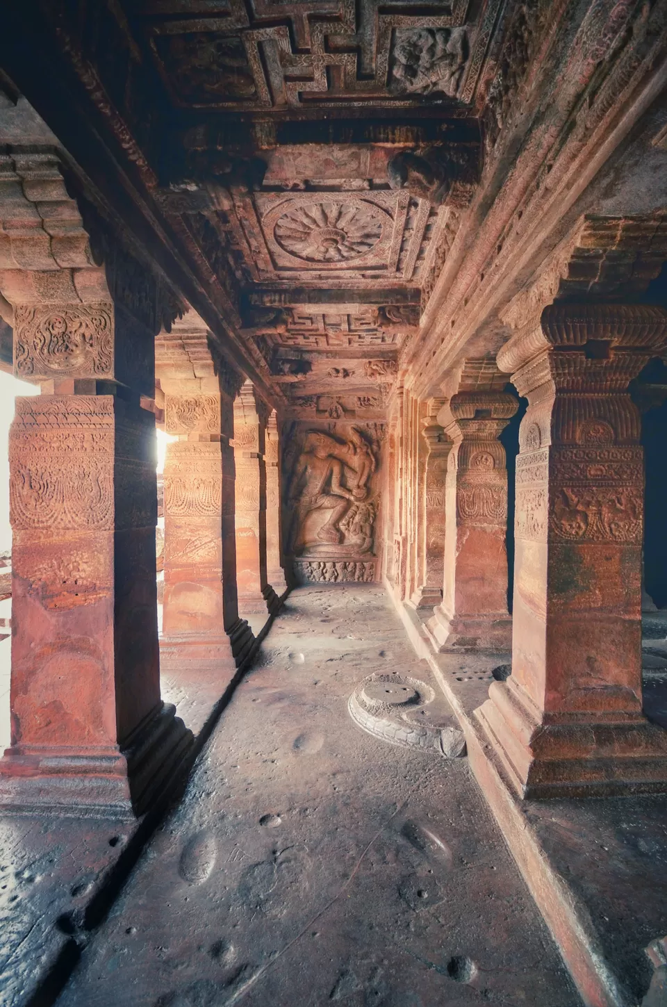 Photo of Badami Cave Temples, Badami, Karnataka, India by Raj Abhishek