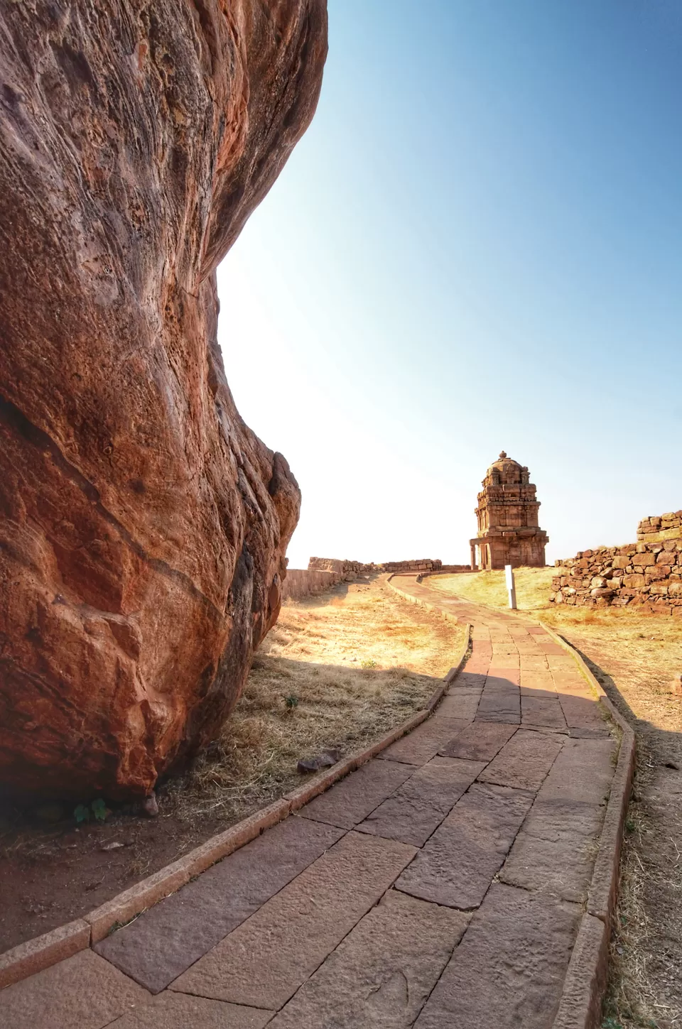 Photo of Badami Fort, Badami, Karnataka, India by Raj Abhishek