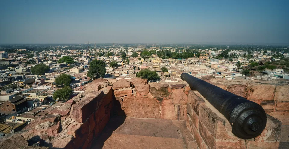 Photo of Badami Fort, Badami, Karnataka, India by Raj Abhishek
