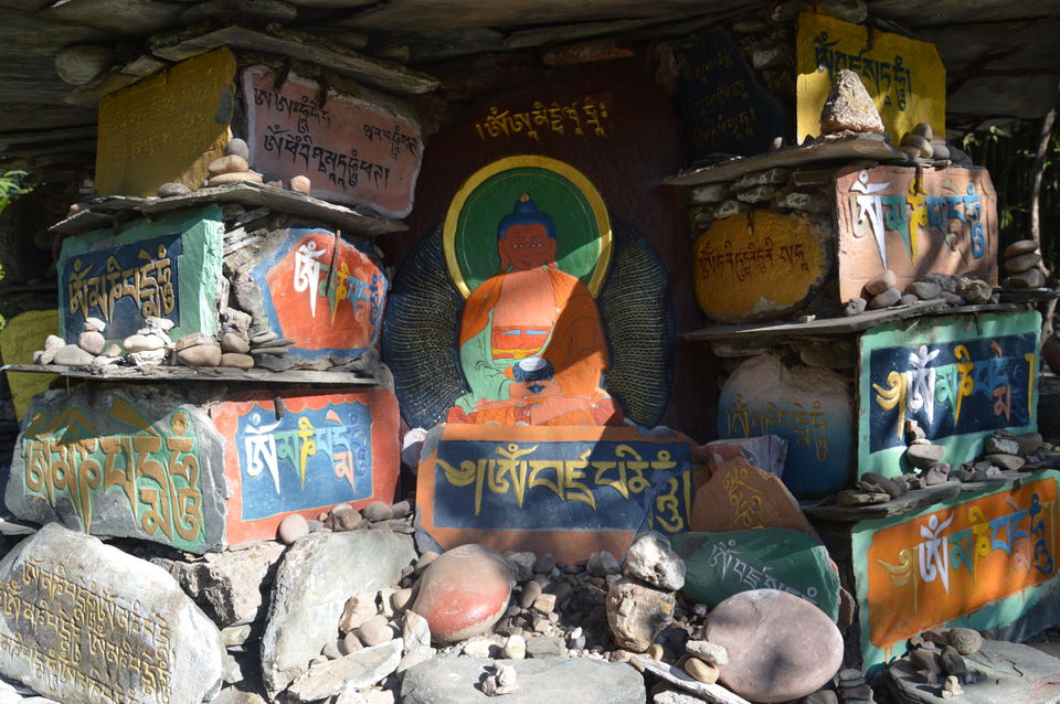 Photo of Did You Know There Is An Institute Preserving Tibetan Culture Just 8 Kms Away From Dharamshala? by Sushmita Saxena