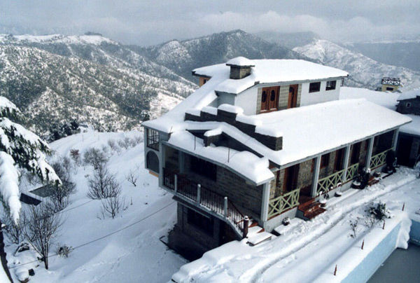 Photo of 7 Reasons Why You Should Visit This Enchanting Village Just 50 Kms Away From Nainital 7/10 by Sushmita Saxena