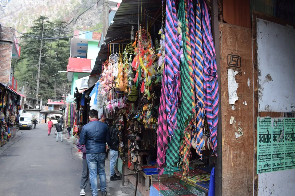 Photo of Bhuntar, Himachal Pradesh, India by Ashfaque Hussain