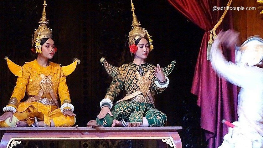 Photo of Apsara Theatre & Restaurant, ផ្លូវលេខ ភូមិវត្តបូព៌, សង្កាត់សាលាកុំរើក, Cambodia by AdriftCouple