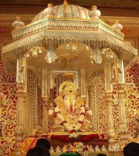 Photo of Shreemant Dagdusheth Halwai Ganpati Mandir, Chhatrapati Shivaji Maharaj Road, Budhwar Peth, Pune, Maharashtra, India by SSURABHI PAWAAR