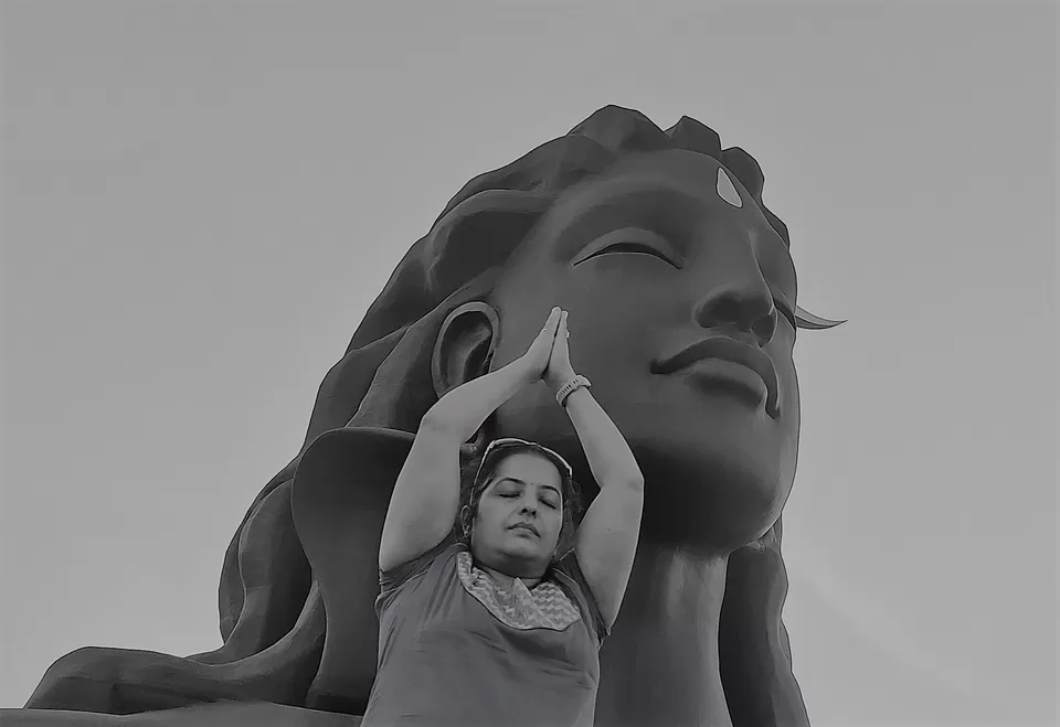 Photo of Adiyogi Statue, Booluvampatti, Tamil Nadu, India by DeePassionateWanderer