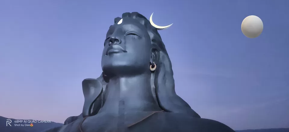Photo of Adiyogi Statue, Booluvampatti, Tamil Nadu, India by DeePassionateWanderer