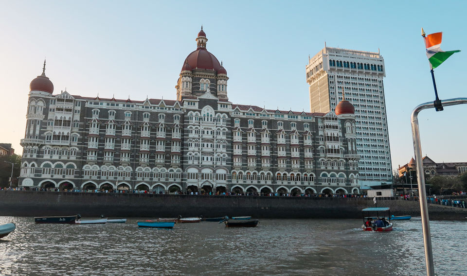 Photo of Here's Why A Yacht Ride Is the Perfect Socially Distanced Experience You Can Ask For in Mumbai! 1/7 by Savvy Fernweh