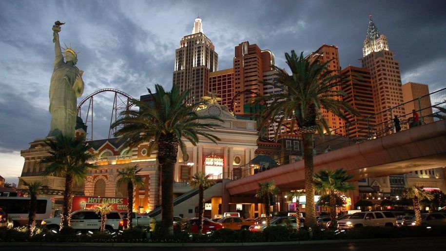 Photo of Trip to Las Vegas: Can You Move to Las Vegas Right Now & Live a Better Life? 4/6 by Henry Williams