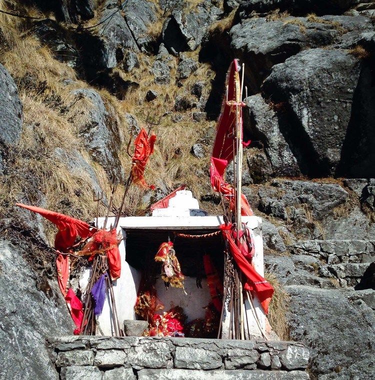 Photo of Indrahar Pass Trek – Exhilarating Adventures beyond Triund 22/44 by Rachit Pathak