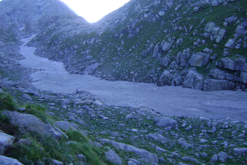 Photo of Indrahar Pass Trek – Exhilarating Adventures beyond Triund 32/44 by Rachit Pathak