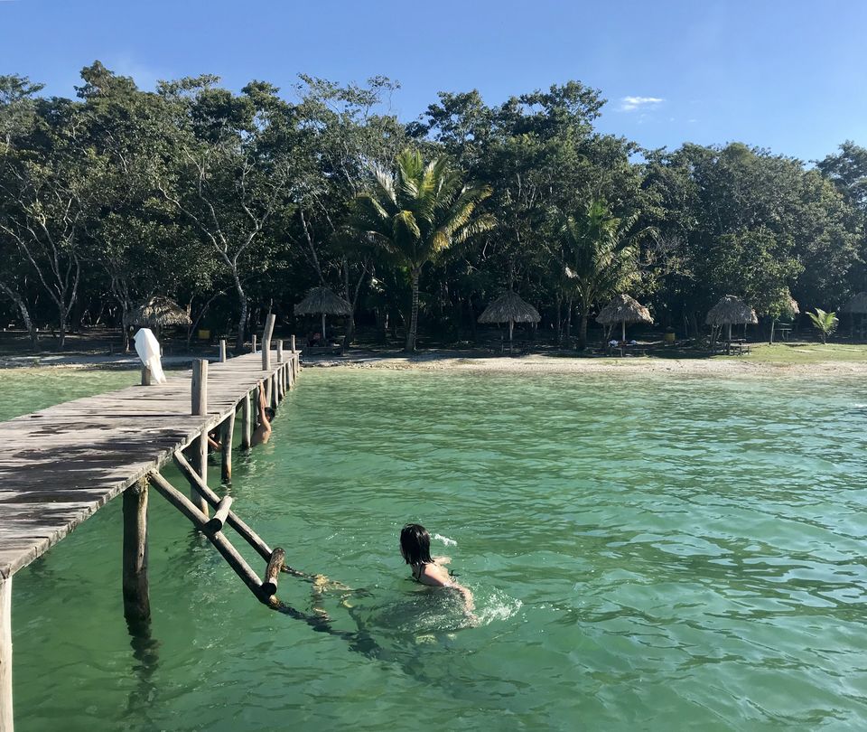 Photo of Belize and Tikal (Guatemala) for Backpackers and Hitchhikers by Alice