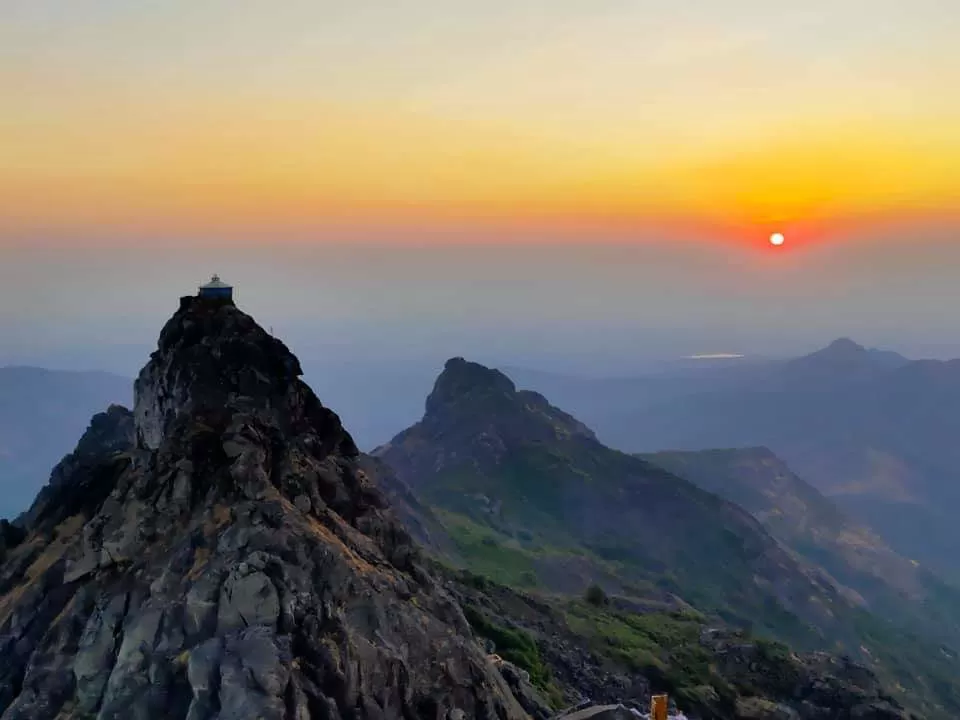 Photo of Mt. Girnar #WeekendWorthy #TravelGoal by Tasneem Udegadhwala