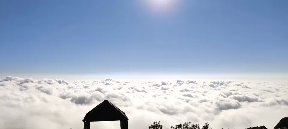 Photo of Mullayanagiri Peak, Karnataka by Surabhi Keerthi