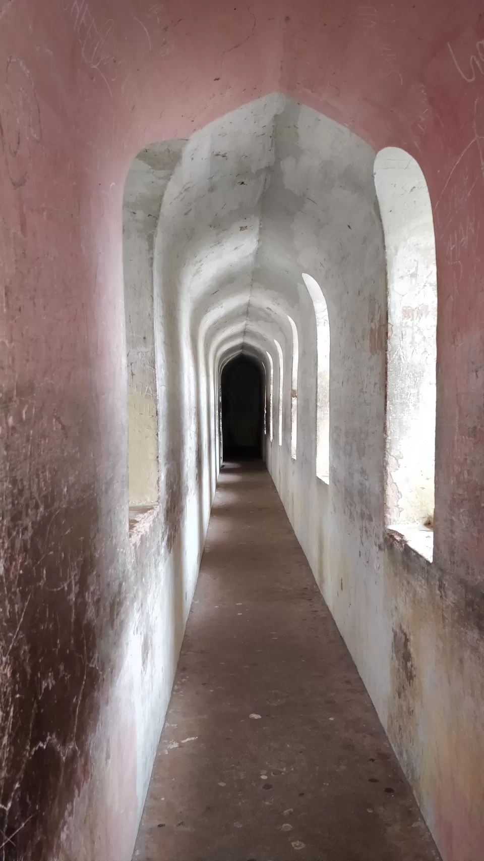 Photo of Bara Imambara, Machchhi Bhavan, Lucknow, Uttar Pradesh, India by banjara_stories