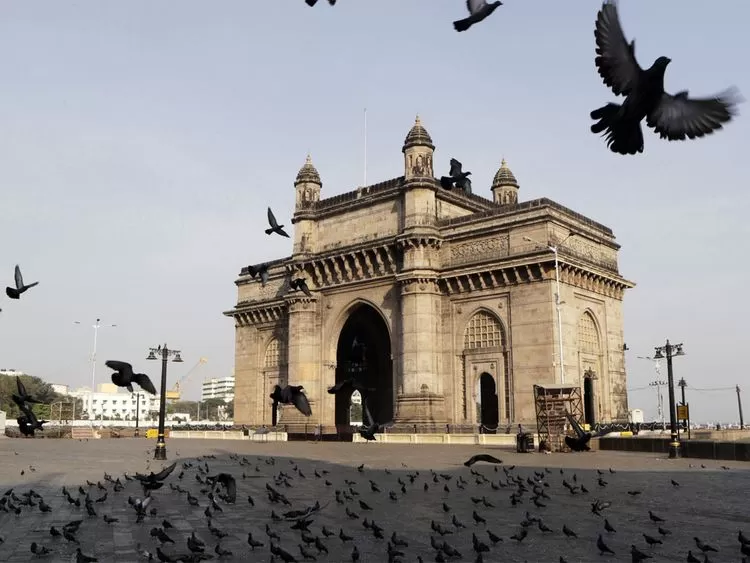Photo of Why Mumbai Is Absolutely the Worst City For a Traveller to Visit by Srishti (still.winds)