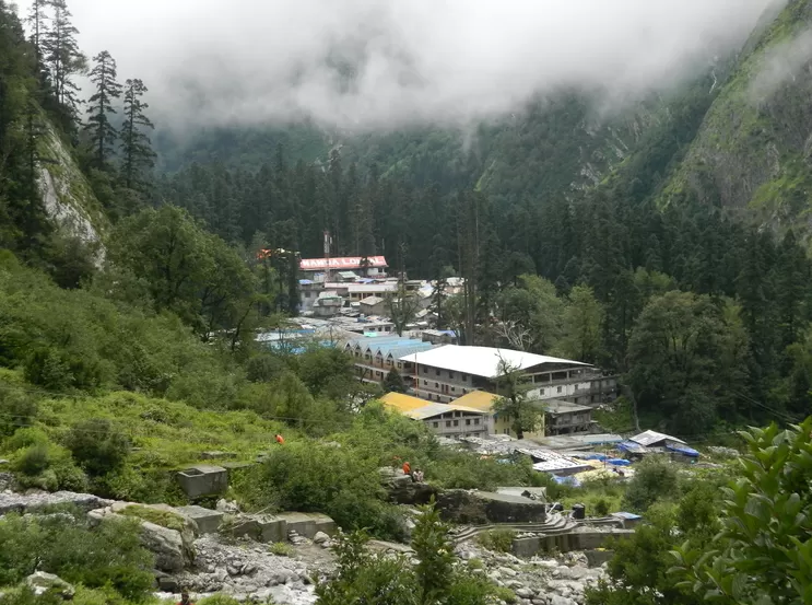 Photo of Ghangaria, Uttarakhand, India by Hardik Amrania