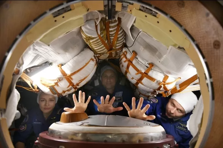 Photo of Space tourism मात्र इतने खर्चे में करें अंतरिक्ष की यात्रा by Suraj Rawat