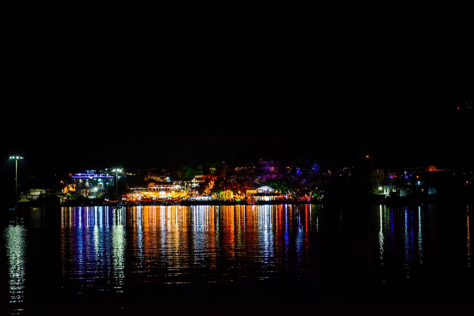 Photo of Mount Abu by Anudeep Mathur