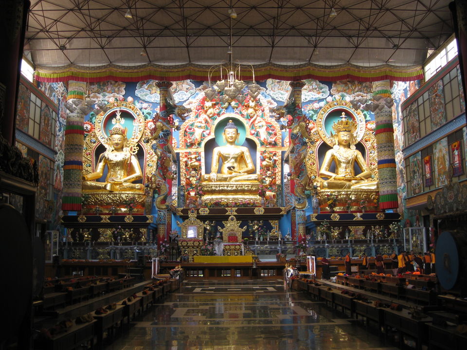Photo of Namdroling Monastery Golden Temple, Arlikumari, Bylakuppe, Karnataka, India by Jyotin Prachand