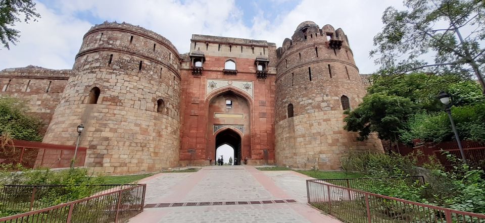Photo of Purana Qila by SUMIT BISHT - Ek Ghummkad 🔥