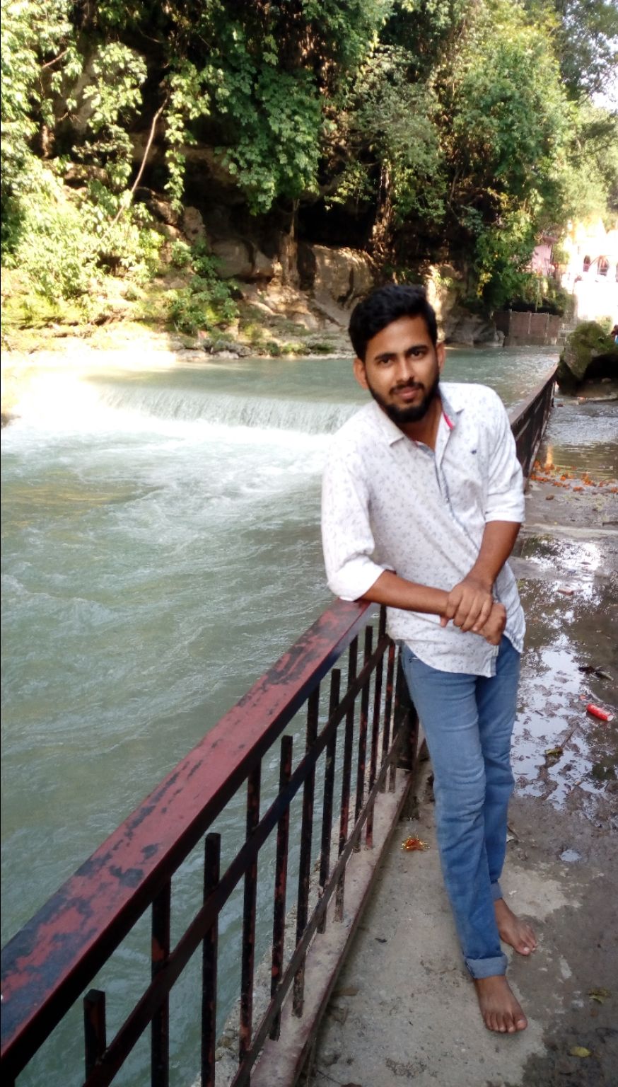 Photo of अतीत में डाकुओं के छिपने के लिए मशहूर था ये गुफा परन्तु अब हो गया इस शहर का मशहूर पिकनिक स्पॉट by Yadav Vishal