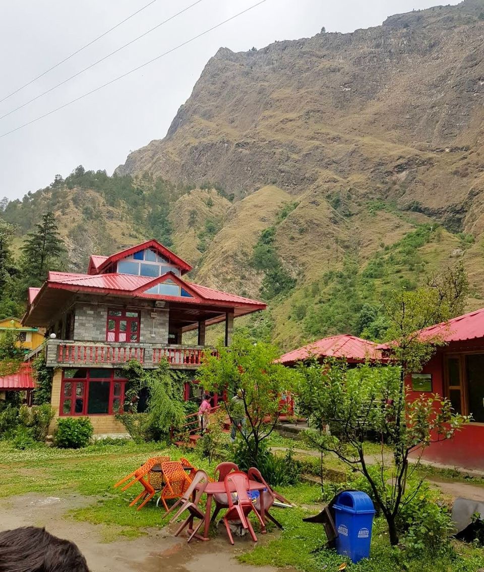 Photo of जीभी गांव में देखने को मिलती है हिमाचल की अनछुई खुबसूरती by Yadav Vishal
