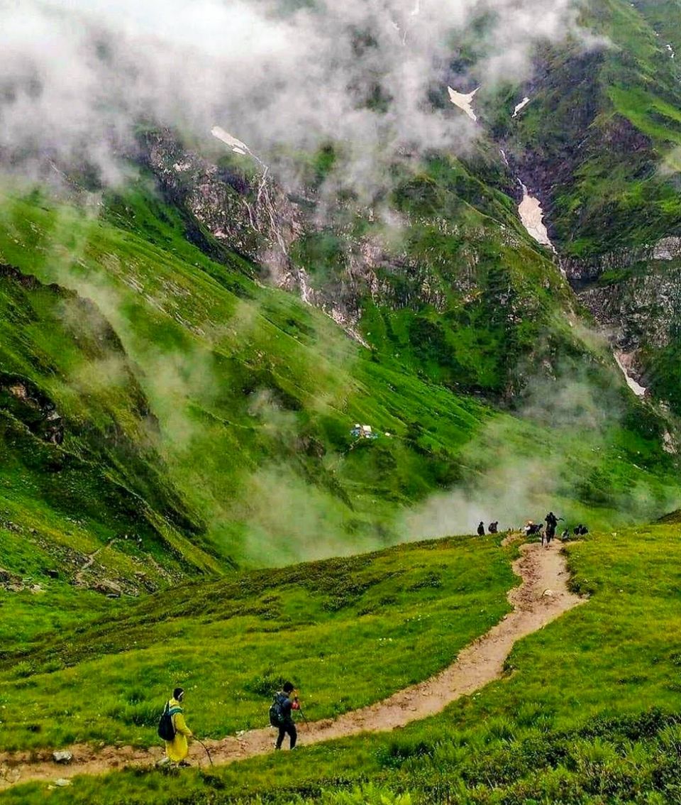 Photo of रूह को कंपाने वाली है श्रीखंड महादेव की यात्रा, अमरनाथ से भी हैं ज्यादा कठिन by Yadav Vishal