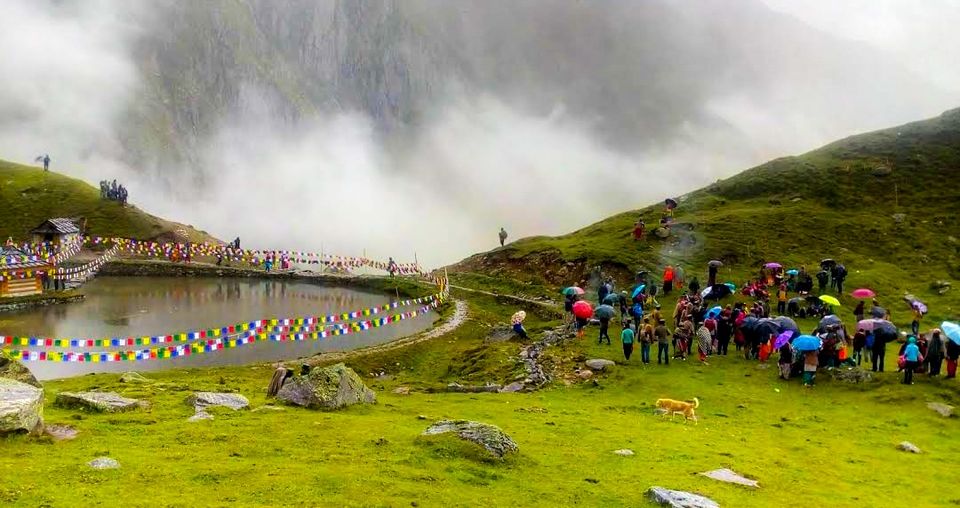 Photo of झील के बीच मे है दुनिया का सबसे ऊंचा भगवान कृष्ण का मंदिर,दर्शन के लिए पार करना होगा 11 km का ट्रैक by Yadav Vishal