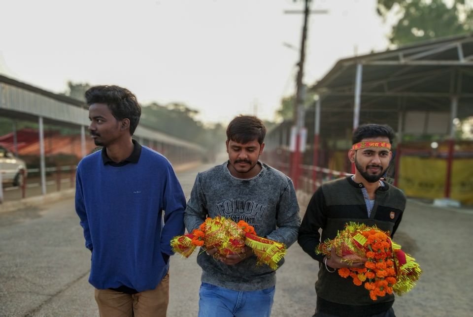 Photo of DAY-2 : देश में मां शारदा का इकलौता मंदिर,जहां आज भी आल्हा और उदल करते हैं आरती पर दिखाई नहीं देते by Yadav Vishal
