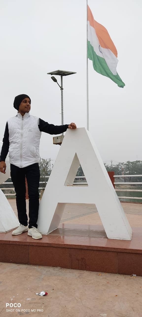 Photo of पूर्वांचल के मरीन ड्राइव पर लहराया प्रदेश का सबसे ऊंचा तिरंगा by Yadav Vishal