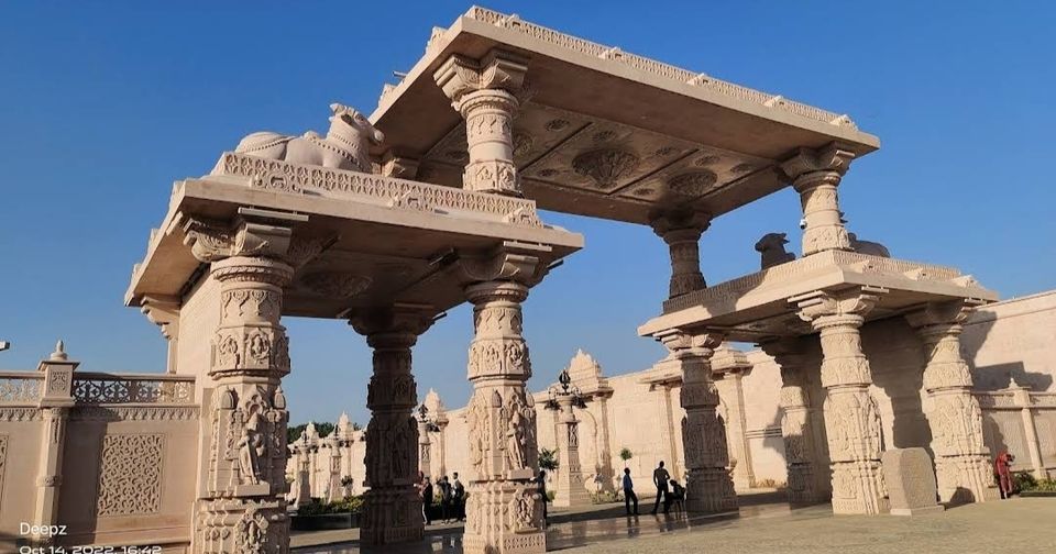 Photo of महाकालेश्वर मंदिर का कर रहें हैं प्लान तो यहां मिलेंगी समय, इतिहास और बुकिंग की पूरी जानकारी by Yadav Vishal