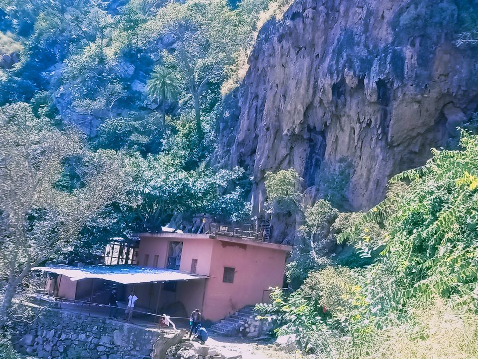 Photo of राजस्थान में भी है अमरनाथ की तरह सुरम्य पहाड़ी में शिव मंदिर : नलदेश्वर धाम, अलवर by Smita Yadav