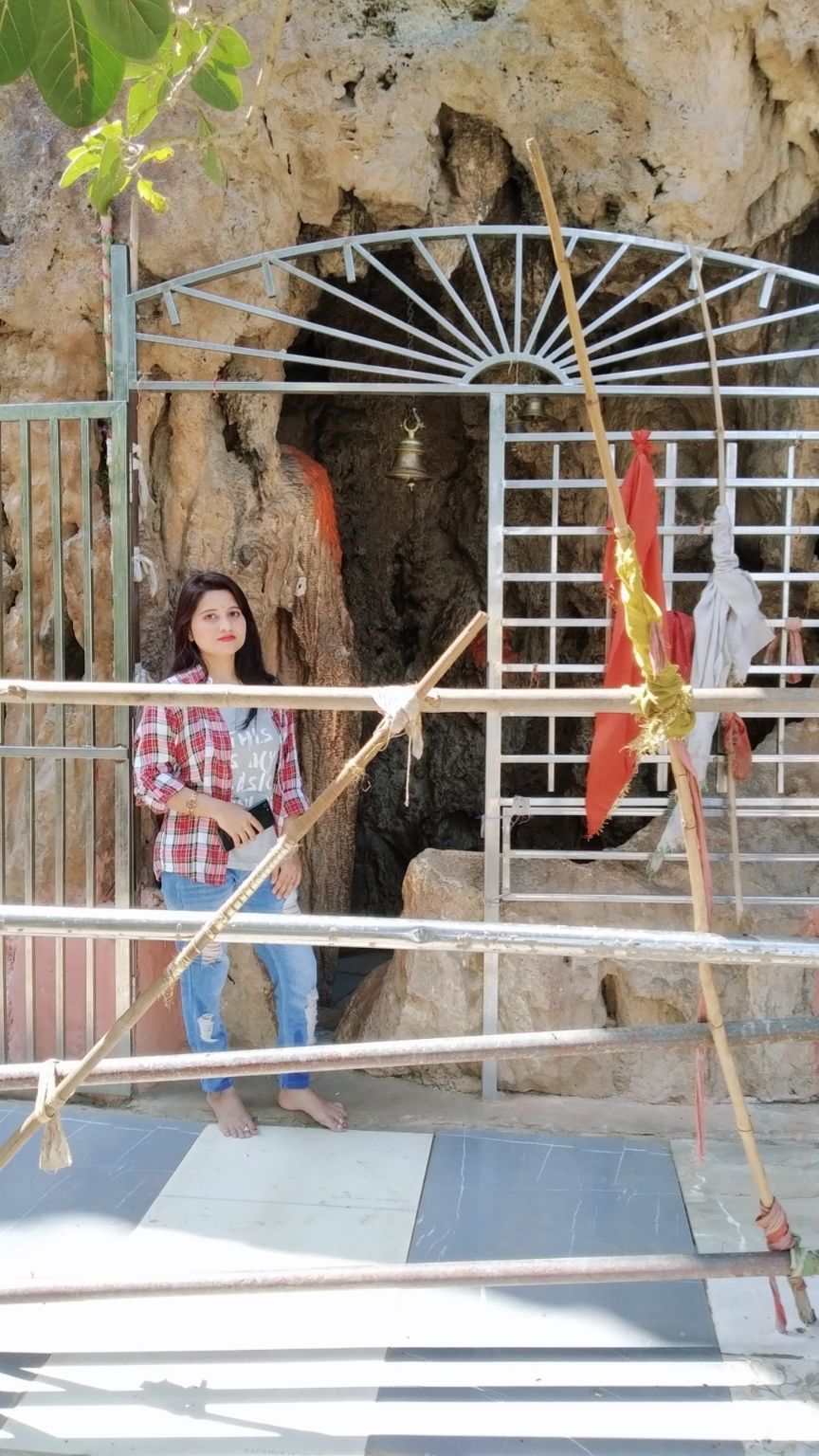 Photo of राजस्थान में भी है अमरनाथ की तरह सुरम्य पहाड़ी में शिव मंदिर : नलदेश्वर धाम, अलवर by Smita Yadav