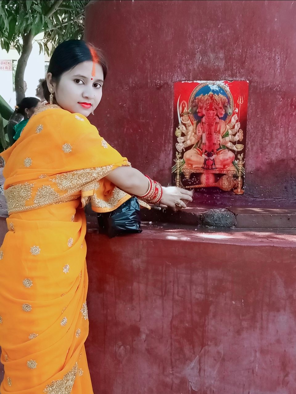 Photo of एक ऐसा अनोखा मंदिर जहां बजरंग बली की होती है स्त्री रुप में पूजा by Smita Yadav