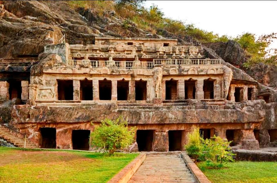 Photo of भारत की इन 10 प्रसिद्ध गुफाओं की सैर, आपको कराएंगी एक अद्भुत रोमांच का अनुभव, जानिए कैसे by Smita Yadav