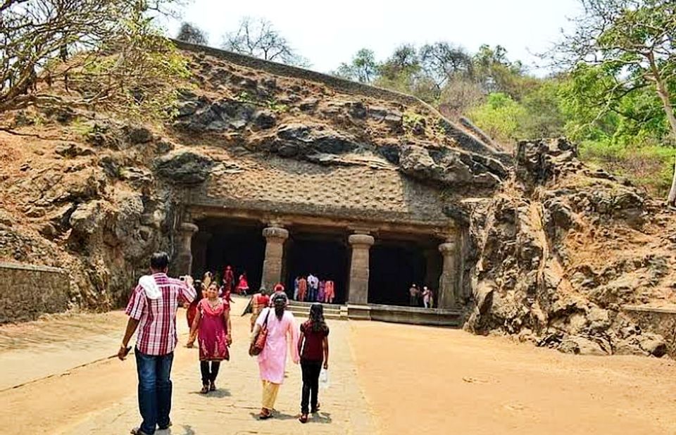 Photo of भारत की इन 10 प्रसिद्ध गुफाओं की सैर, आपको कराएंगी एक अद्भुत रोमांच का अनुभव, जानिए कैसे by Smita Yadav