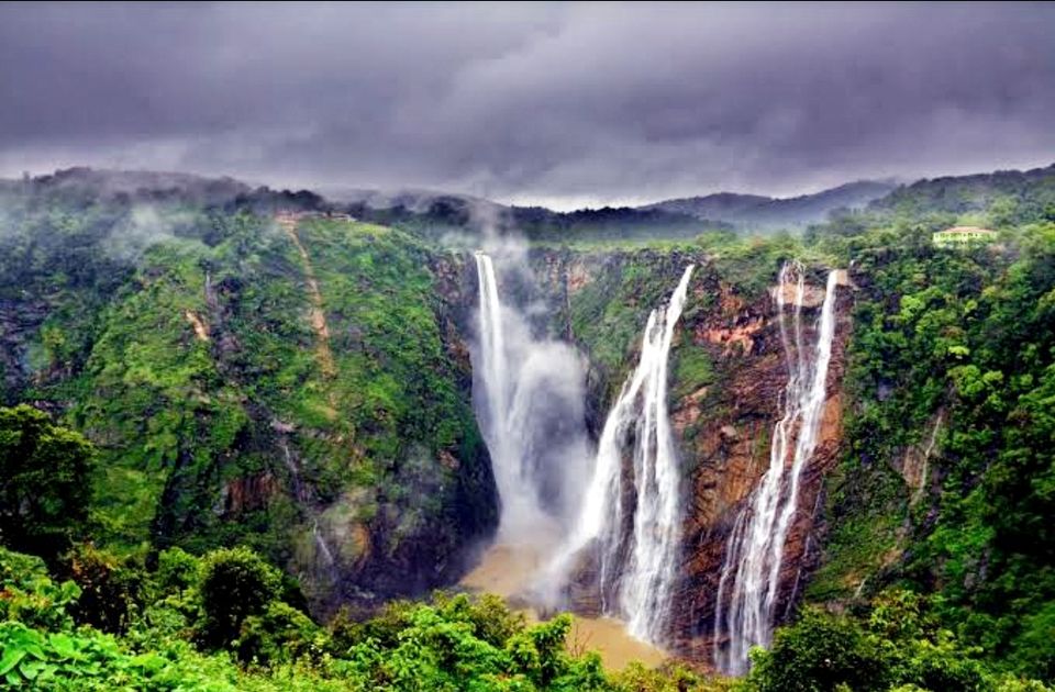 Photo of हुबली के पास ये भव्य झरने, जिनकी खूबसूरती देख आँखें खुली रह जायेंगी आपकी, तो जल्द बना लें प्लान by Smita Yadav
