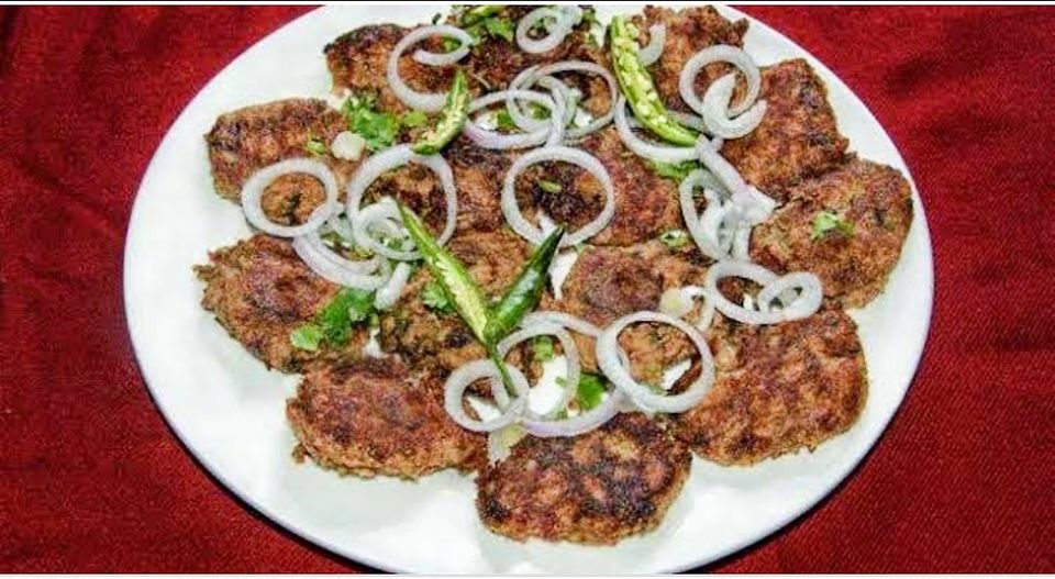 Photo of यूपी आए और यहाँ के फेमस व्यंजनों का स्वाद नही चखा, तो क्या ख़ाक यूपी आए by Smita Yadav