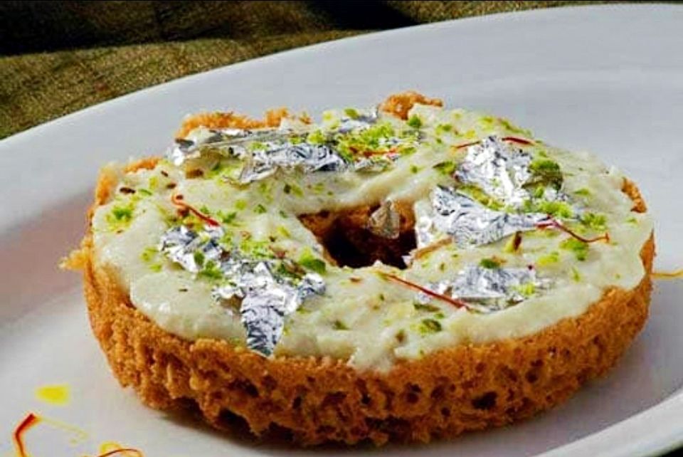 Photo of यूपी आए और यहाँ के फेमस व्यंजनों का स्वाद नही चखा, तो क्या ख़ाक यूपी आए by Smita Yadav