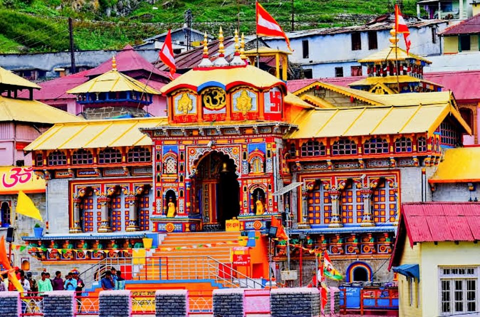 Photo of अगर करना चाहते हैं चार धाम यात्रा, तो IRCTC लेकर आया है ये खास पैकेज, जानें कीमत से लेकर सबकुछ by Smita Yadav