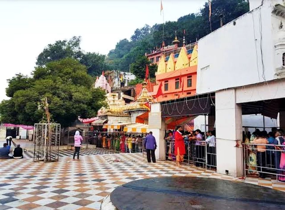 Photo of धर्मशाला के 10 बेहतरीन पर्यटक स्थल, जो आपकी यात्रा को बनाएंगे और भी ख़ास! क्या जानना चाहेंगे आप? by Smita Yadav