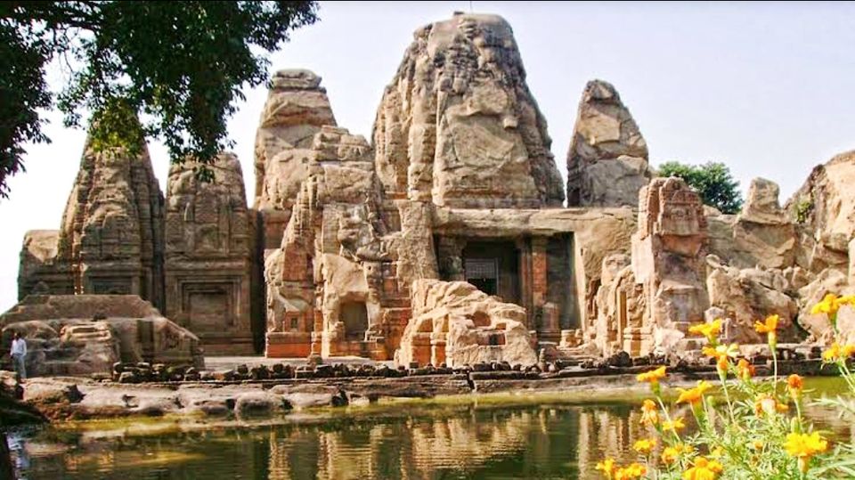 Photo of धर्मशाला के 10 बेहतरीन पर्यटक स्थल, जो आपकी यात्रा को बनाएंगे और भी ख़ास! क्या जानना चाहेंगे आप? by Smita Yadav
