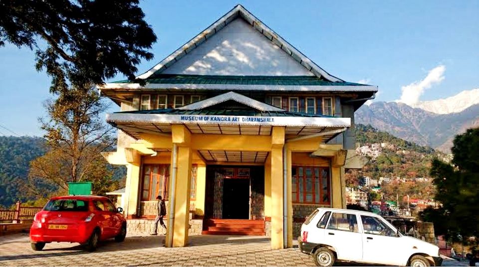 Photo of धर्मशाला के 10 बेहतरीन पर्यटक स्थल, जो आपकी यात्रा को बनाएंगे और भी ख़ास! क्या जानना चाहेंगे आप? by Smita Yadav
