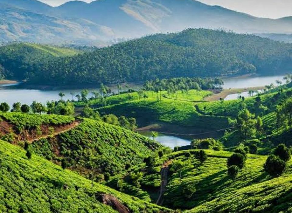 Photo of मॉनसून में करें केरल के इन खूबसूरत स्थानों की सैर, जहाँ दिखेगा जन्नत का नज़ारा by Smita Yadav