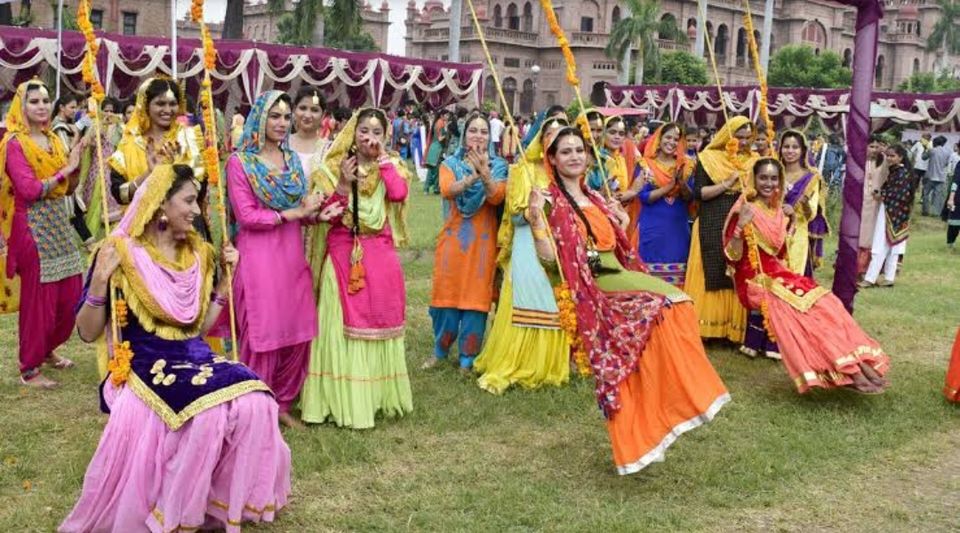 Photo of घूमने के साथ ही एंजाय करें, जुलाई में मनाए जाने वाले प्रसिद्ध भारतीय उत्सवों को, आनंद होगा दुगुना by Smita Yadav